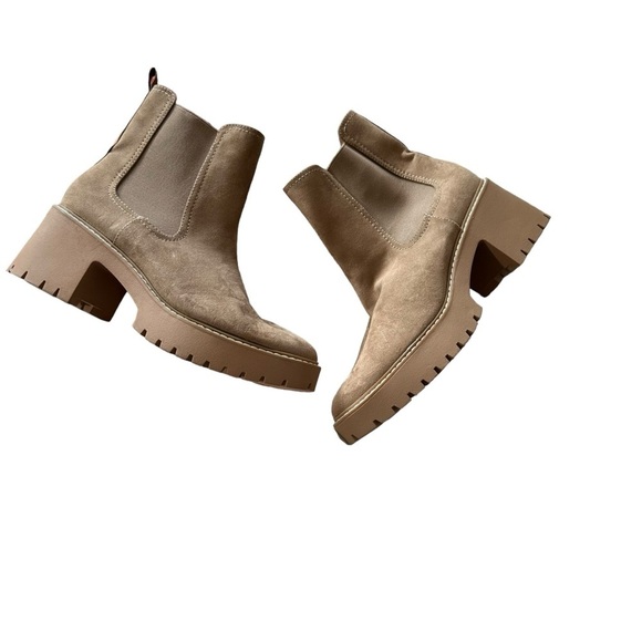 Universal Thread women's size 11 tan boots, nwt - Picture 1 of 3